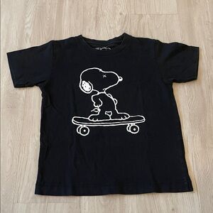 Uniqlo Kaws x Peanuts Snoopy Skateboard T-Shirt